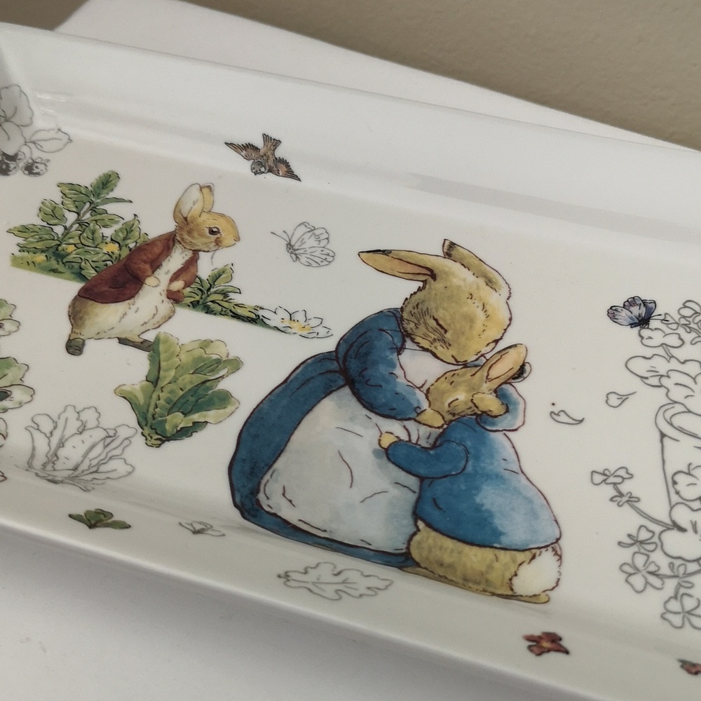 Charming Beatrix Potter Rabbit Themed Rectangular Plater For Use Or Display - Picture 2 of 3